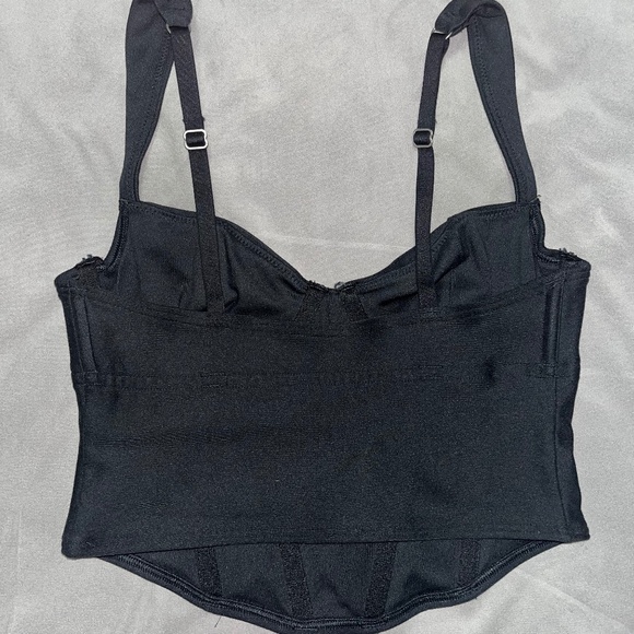 Corset - Picture 2 of 2